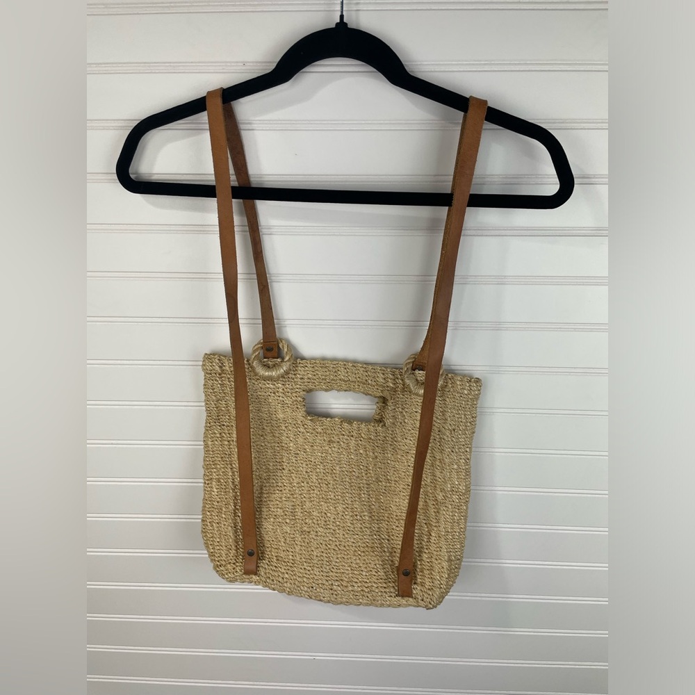 Espirt Vintage Tan Woven Straw Backpack Purse GUC - Picture 5 of 9